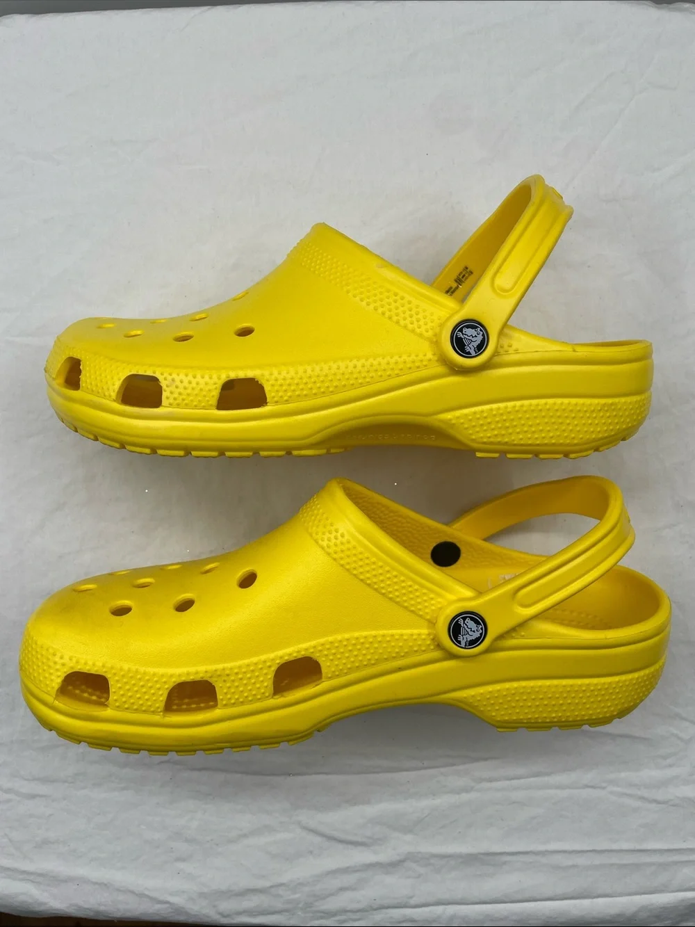 CROCS Classic Clogs in Bright Yellow. W12/M10.